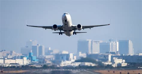 CIDCO aims at 2019 start for Navi Mumbai airport .